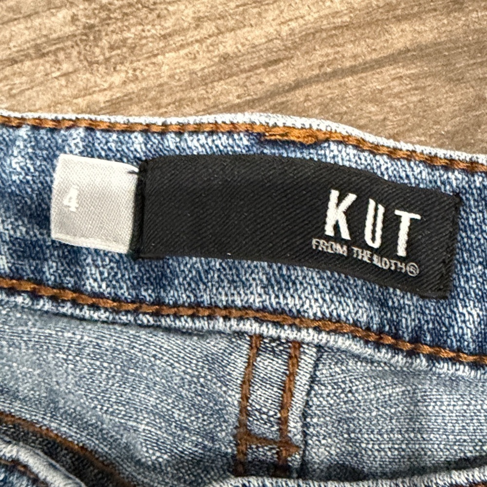 Kut from the Kloth Women's Mid Rise Distressed Crop Jeans - Picture 2 of 6